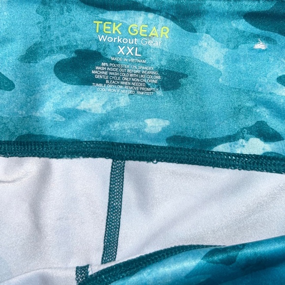 Women’s tek gear leggings size 2X - Picture 2 of 3